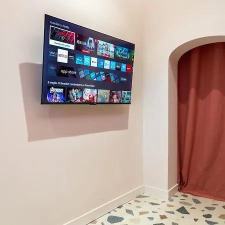 L'archetto- Particular Rom